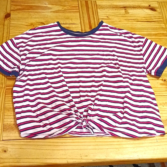 No Boundaries short sleeve tshirt - Picture 1 of 5